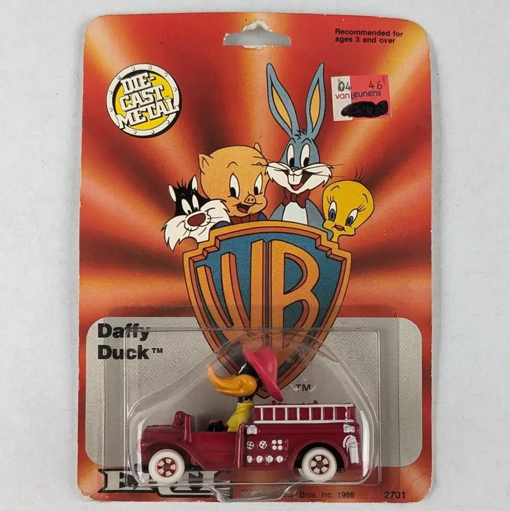 Vintage 1988 Ertl Daffy Duck Die Cast Metal Fire Truck Sealed on Card Toy